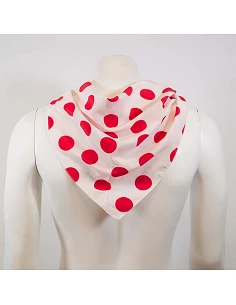 Foulard à pois foire